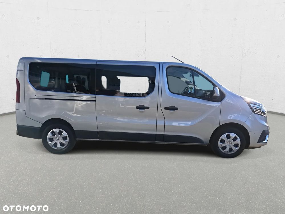 Renault Trafic BUS - 4