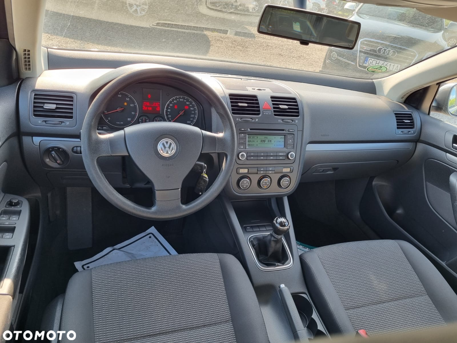 Volkswagen Jetta - 15