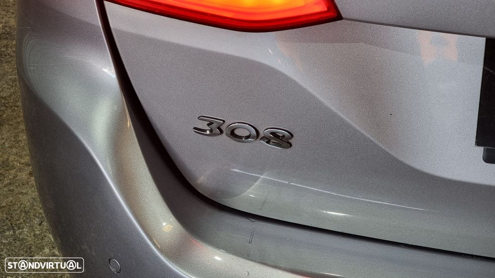Peugeot 308 SW 1.5 BlueHDi Active - 26