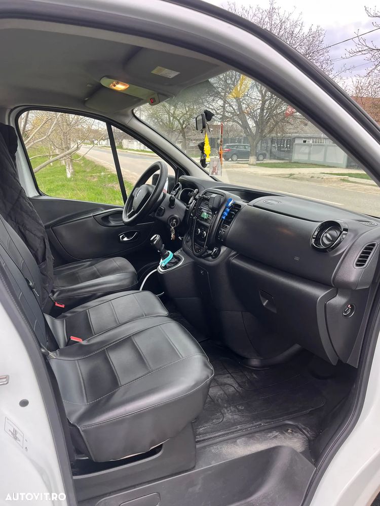 Renault Trafic - 8
