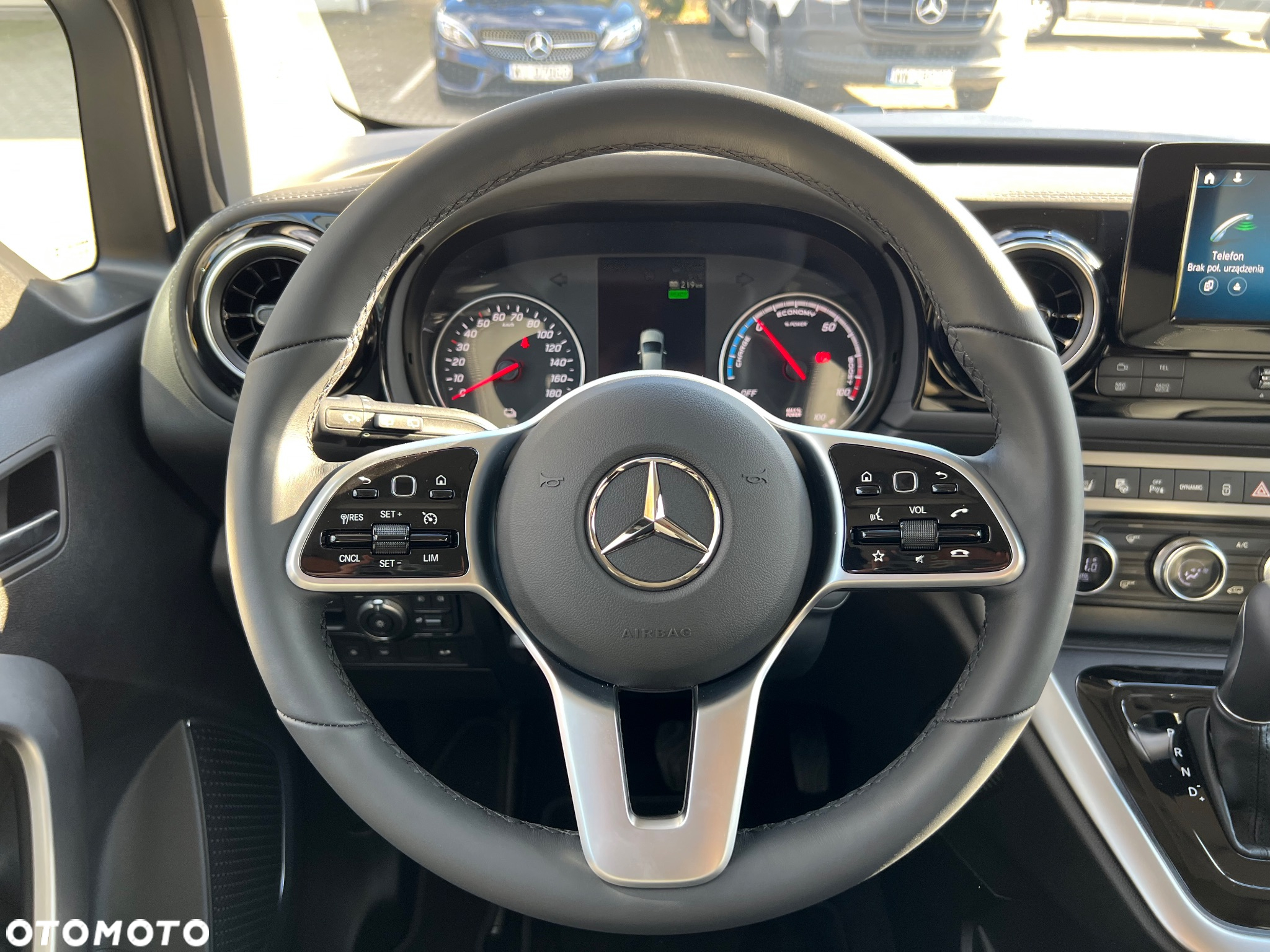 Mercedes-Benz EQT - 26