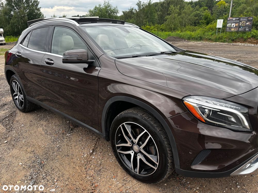 Mercedes-Benz GLA 250 4-Matic - 21