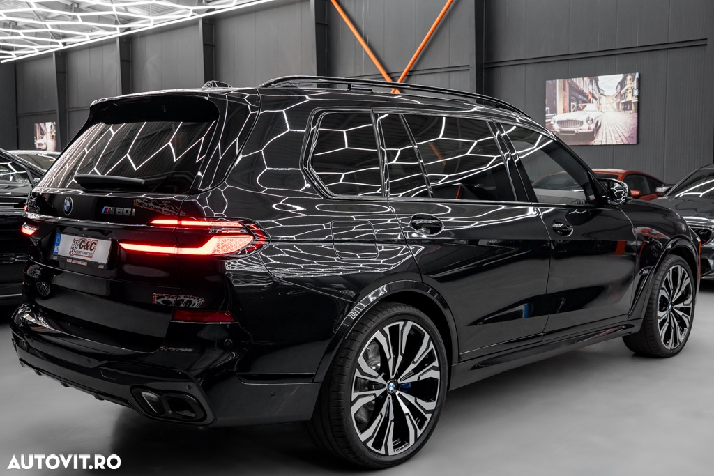 BMW X7 M60i xDrive AT MHEV - 28