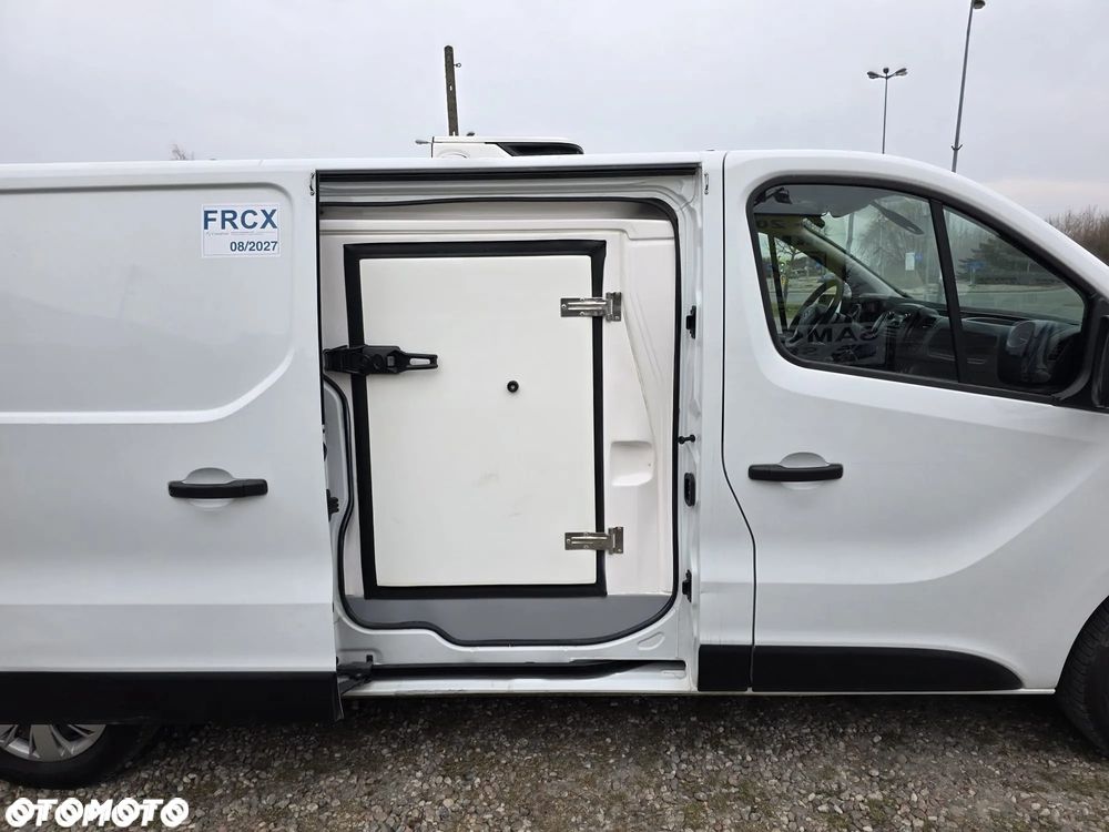 Opel Vivaro Long Chłodnia  2018 rok - 8