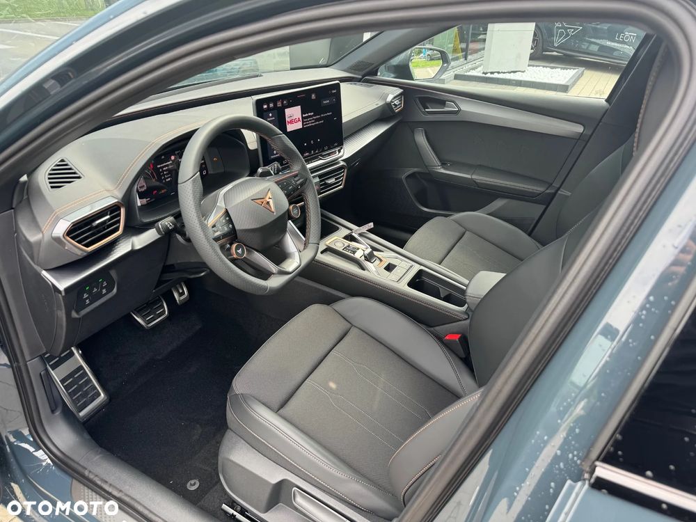 Cupra Leon 1.5 eTSI DSG - 11