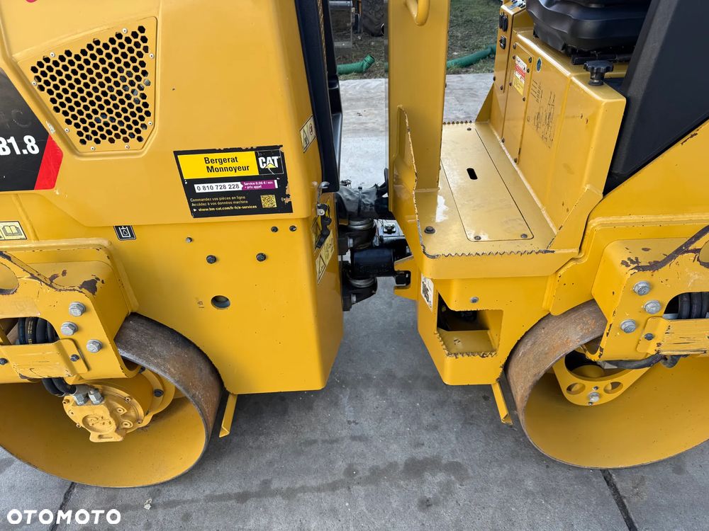 Caterpillar CB1.8 - 17