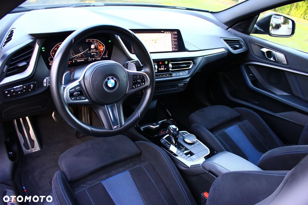 BMW Seria 2 218d M Sport sport - 25