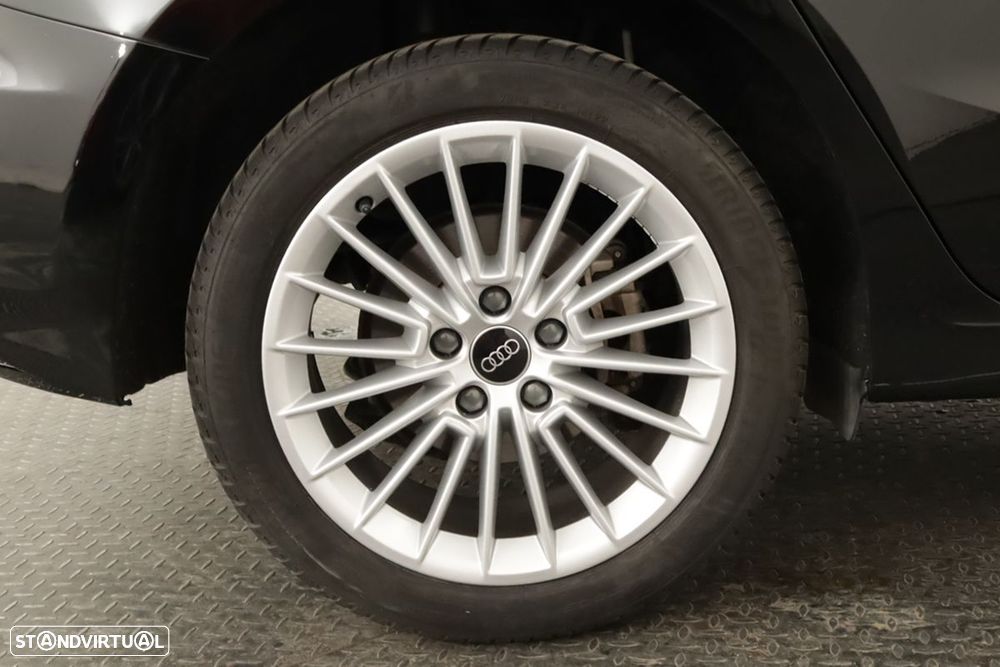 Audi A3 Sportback 40 TFSIe Advanced - 5