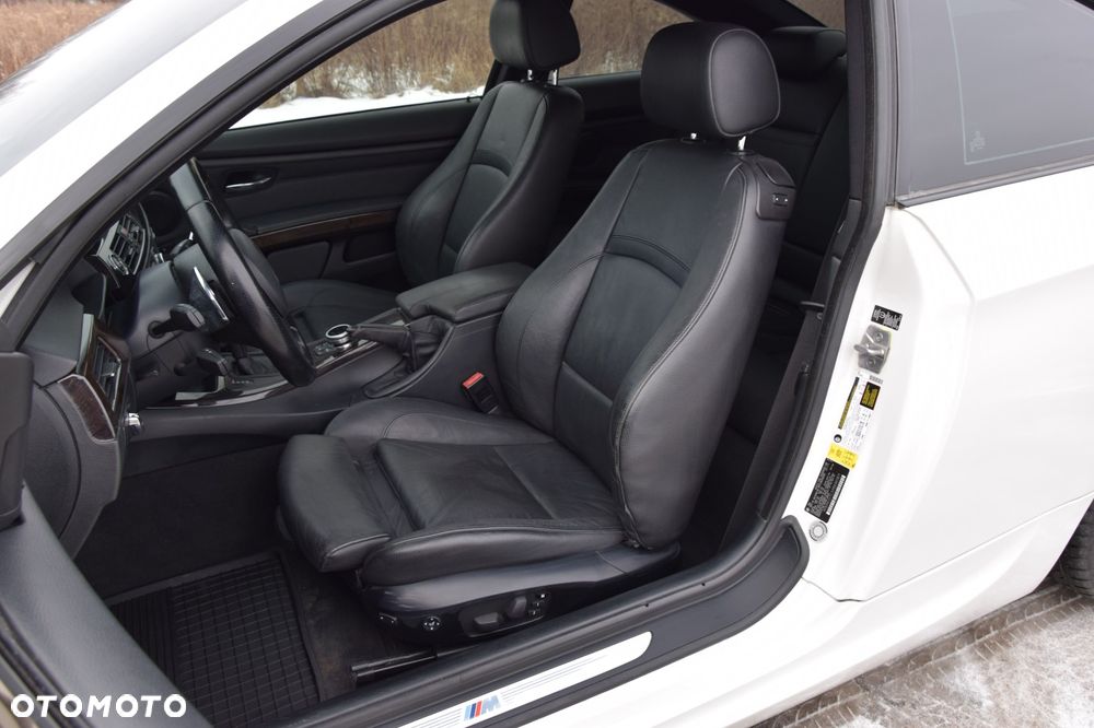 BMW Seria 3 335i M Sport Edition - 21