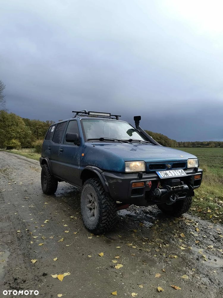 Nissan Terrano II 2.4 Wagon SGX - 3