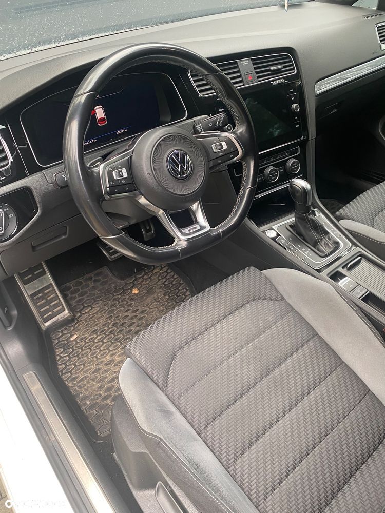 Volkswagen Golf Variant - 15