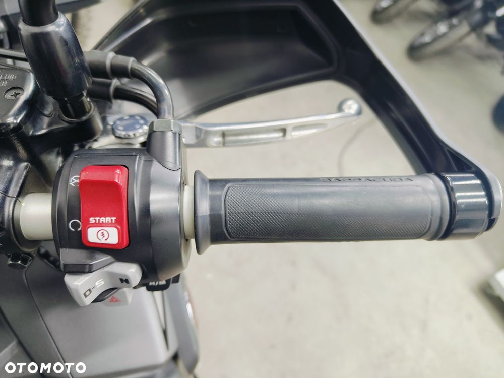 Honda CRF - 16