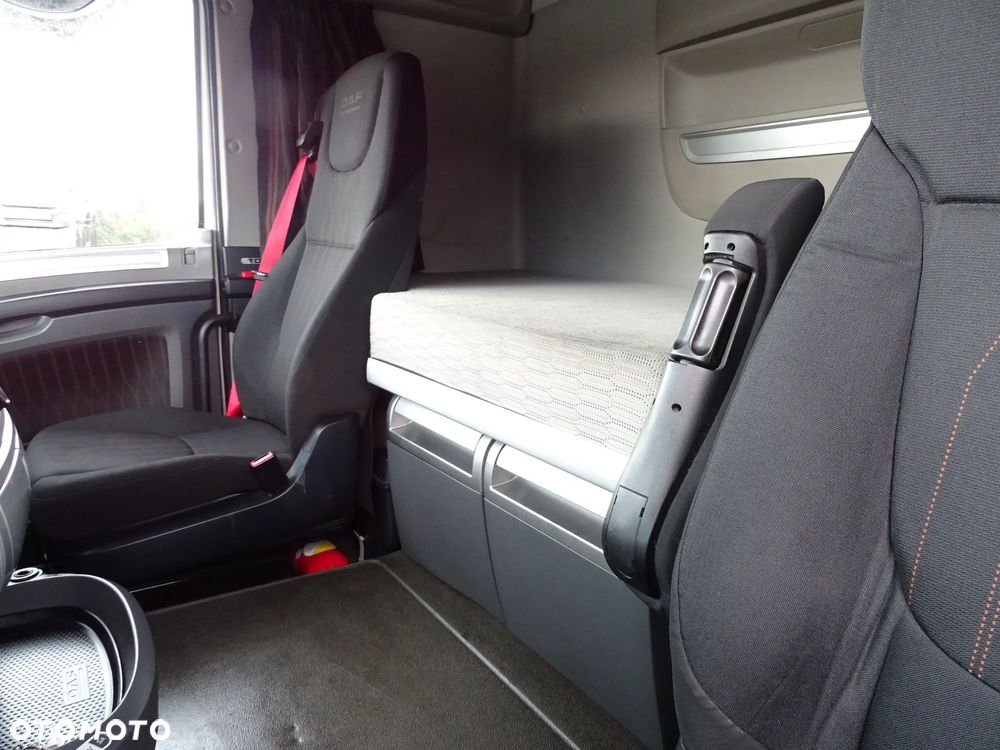 DAF XF 530 Super Space Cab - 9