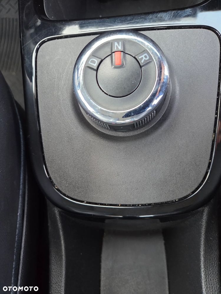 Dacia Spring 27.4kWh Comfort Plus - 17