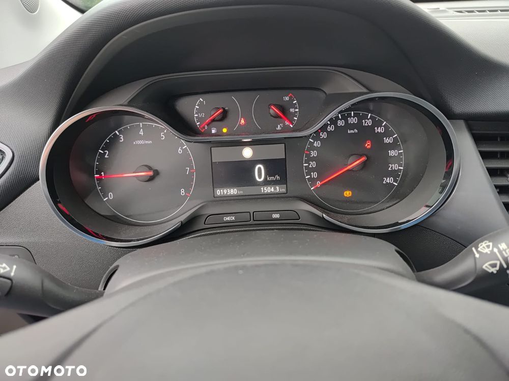 Opel Crossland X - 19