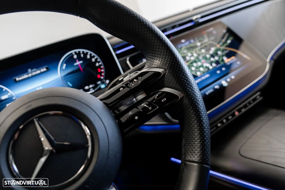 Mercedes-Benz E 300 de AMG Line — fotografia 12