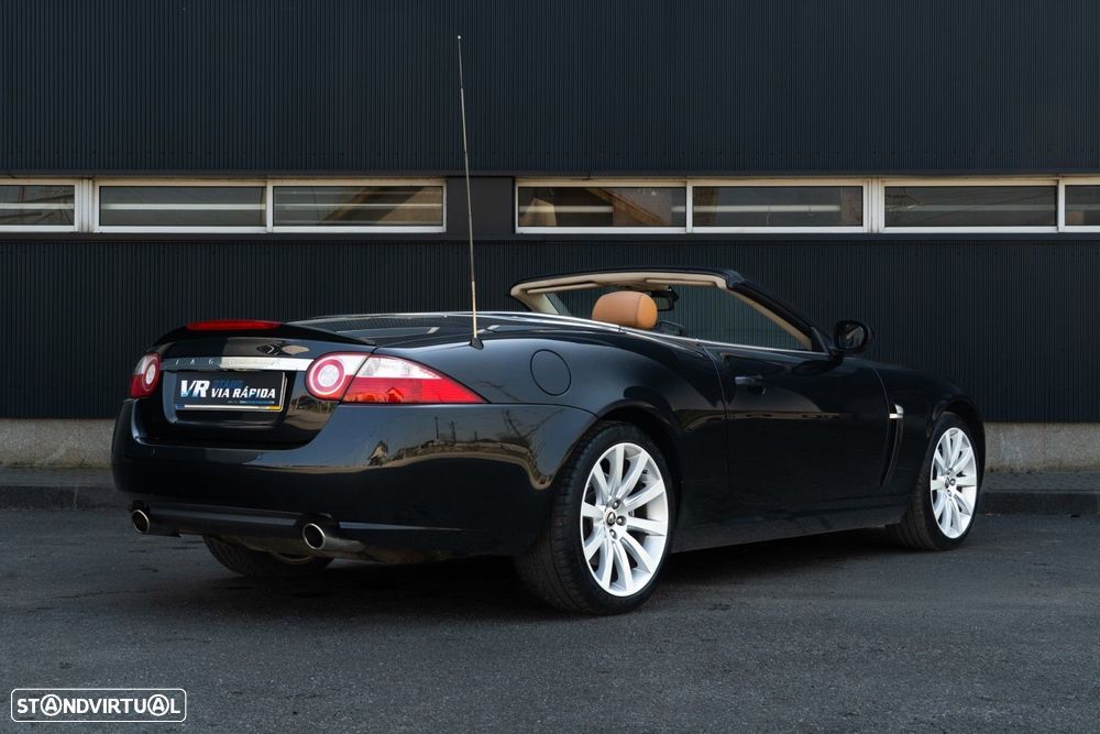 Jaguar XK XK8 4.2 Covertible Classic - 7
