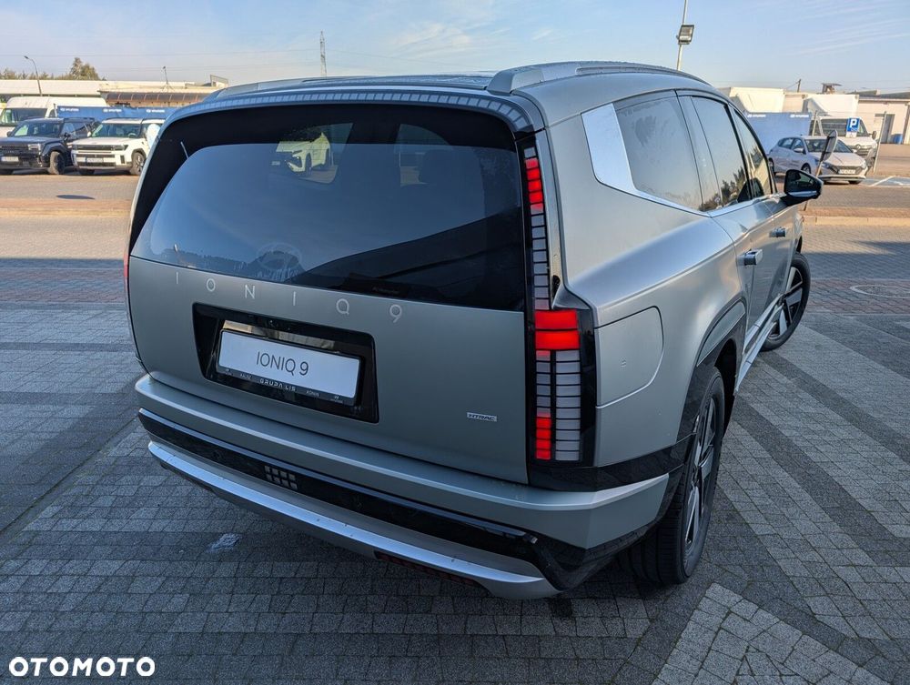Hyundai IONIQ 9 - 12