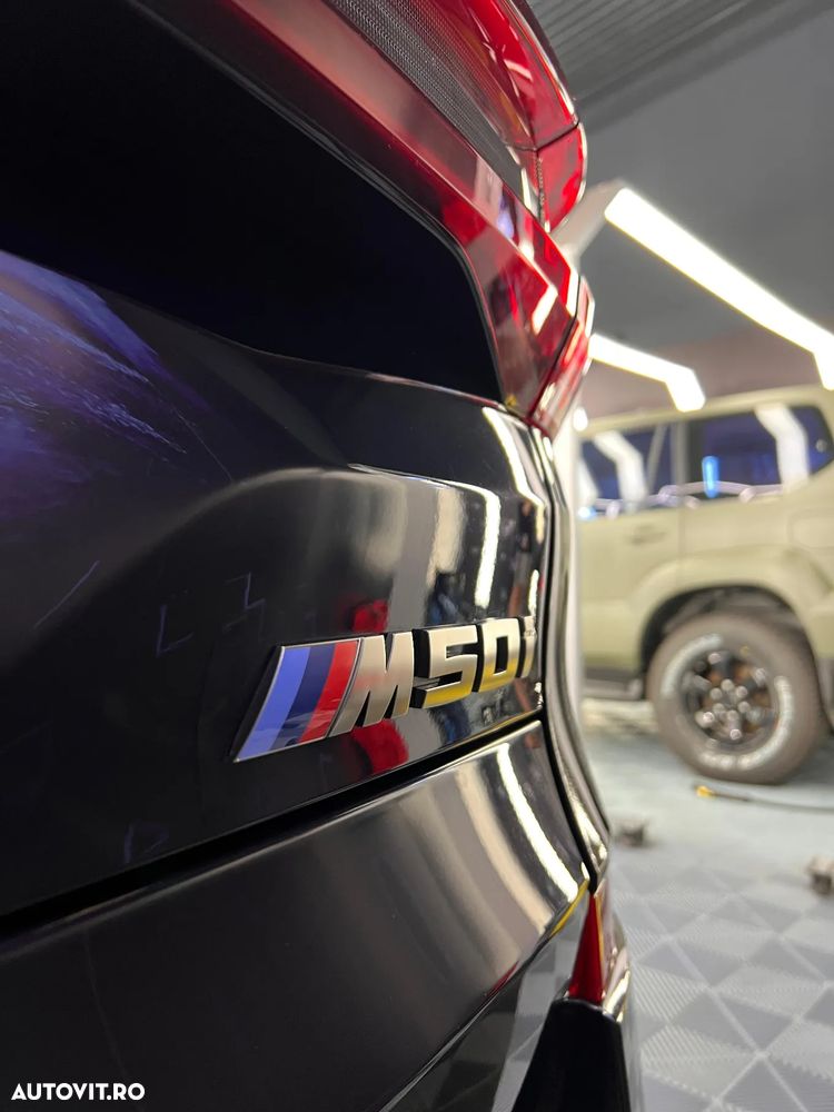 BMW X5 M M50i - 6