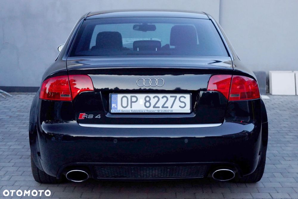 Audi RS4 Limousine - 26