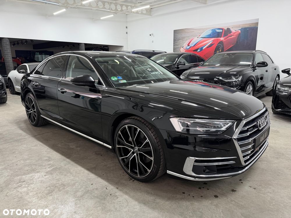 Audi A8 - 6