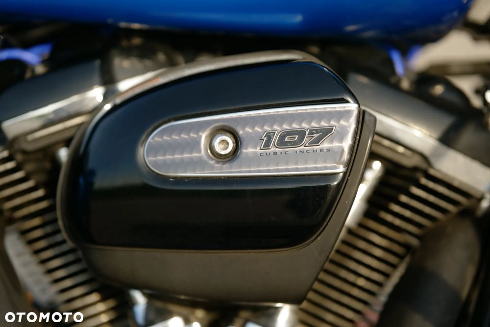 Harley-Davidson Touring Street Glide - 12