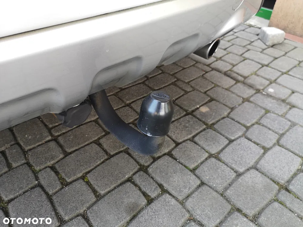 Ford Kuga 2.0 TDCi 2x4 Trend - 12