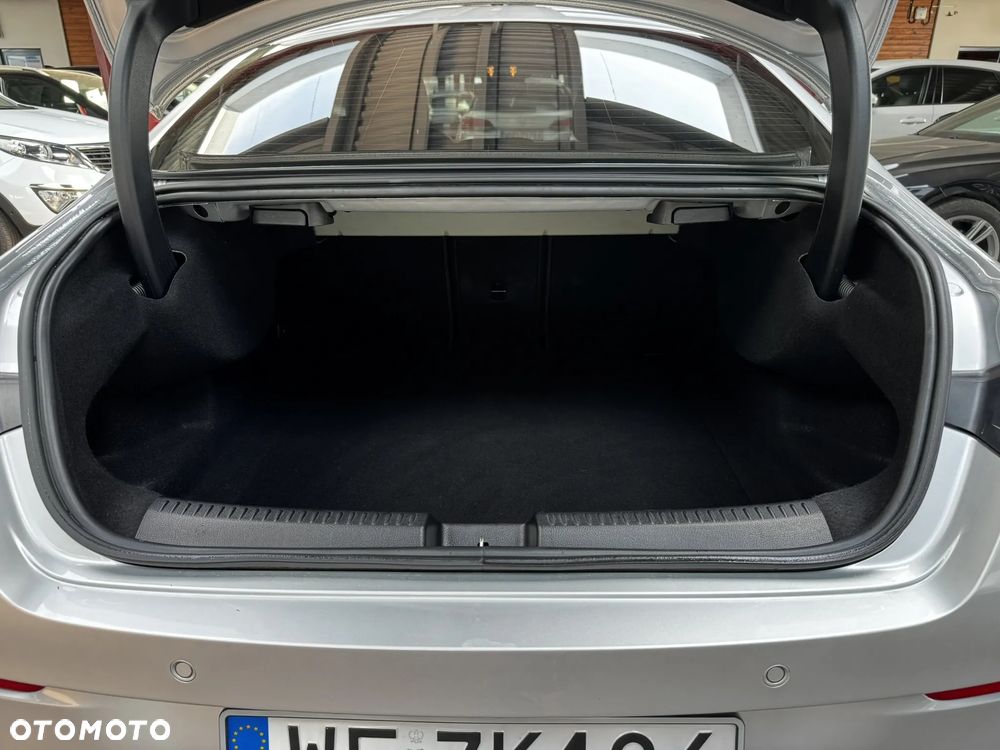 Mercedes-Benz CLA 200 Progressive 7G-DCT - 14