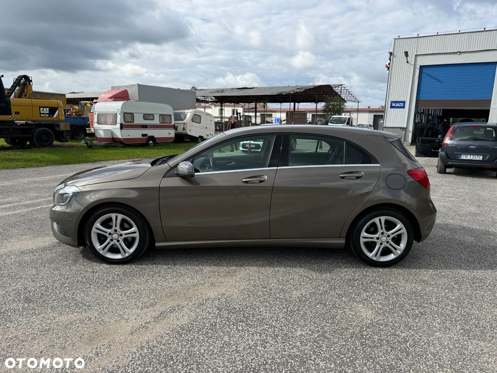 Mercedes-Benz Klasa A 180 (BlueEFFICIENCY) AMG Sport - 13