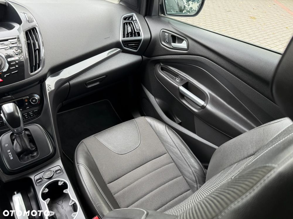 Ford Kuga 1.5 EcoBoost 4x4 Titanium - 17