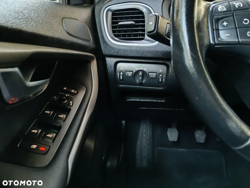 Volvo V40 D2 Drive-E Kinetic - 10