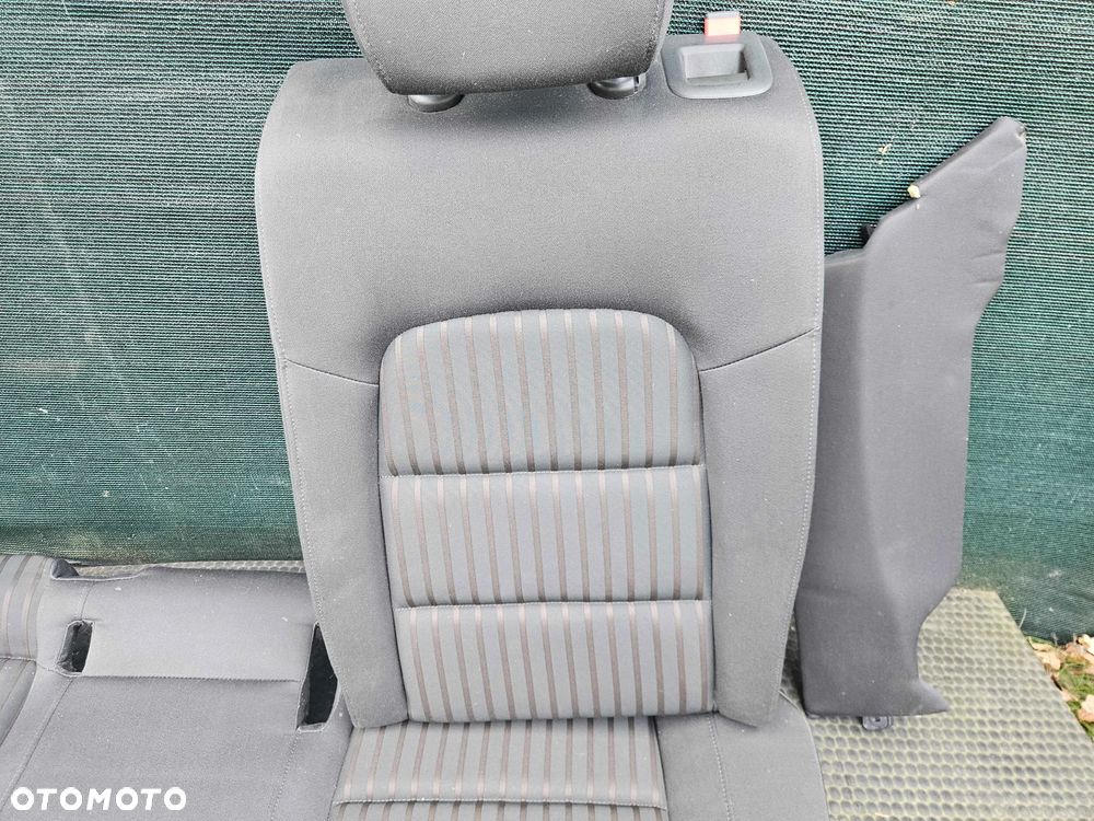 Fotele Fotel Kanapa Skladana Ciemne Grzane Elektryczne Ledzwia Podswietlanie  Audi A4 B8 Kombi Avant - 37