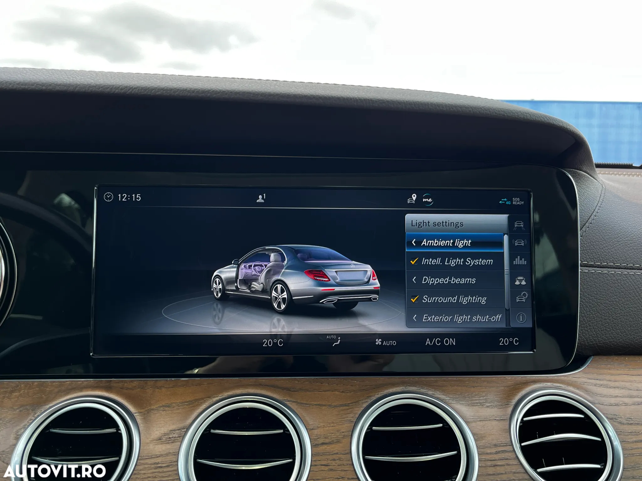 Mercedes-Benz E 300 9G-TRONIC Exclusive - 29