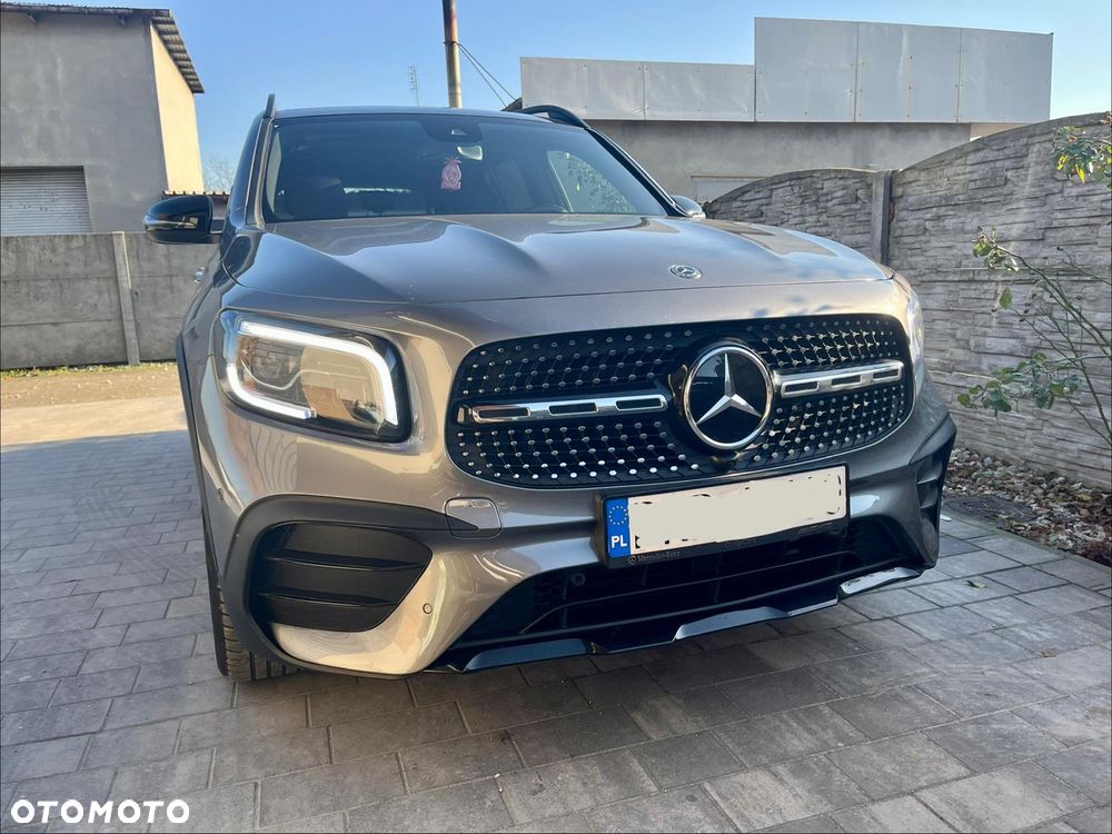 Mercedes-Benz GLB 200 d 8G-DCT AMG Line - 1