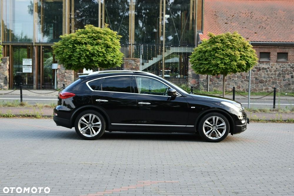 Infiniti EX - 5