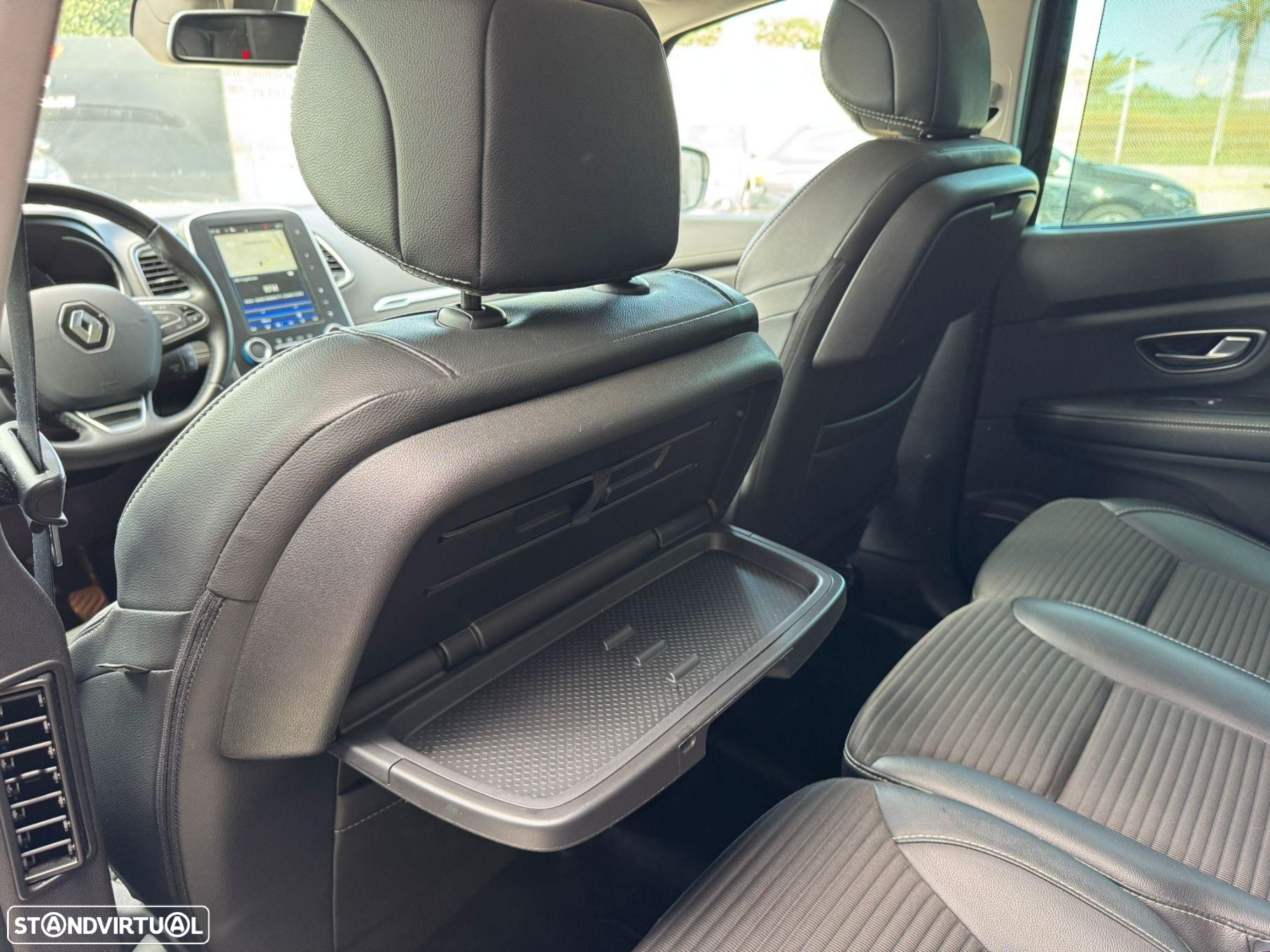 Renault Grand Scénic 1.6 dCi Intens SS - 17