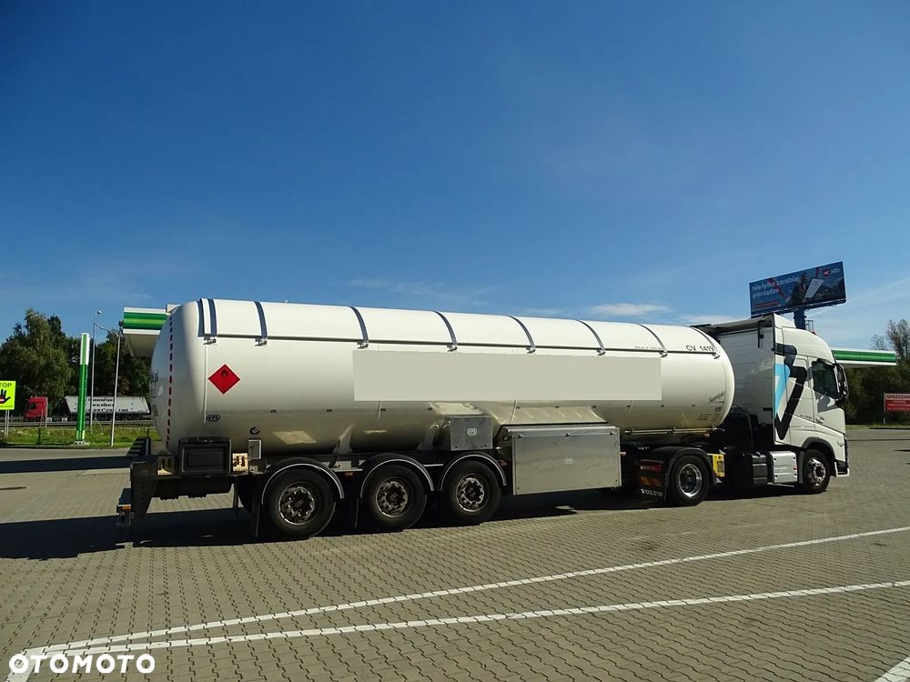Volvo FH - 4