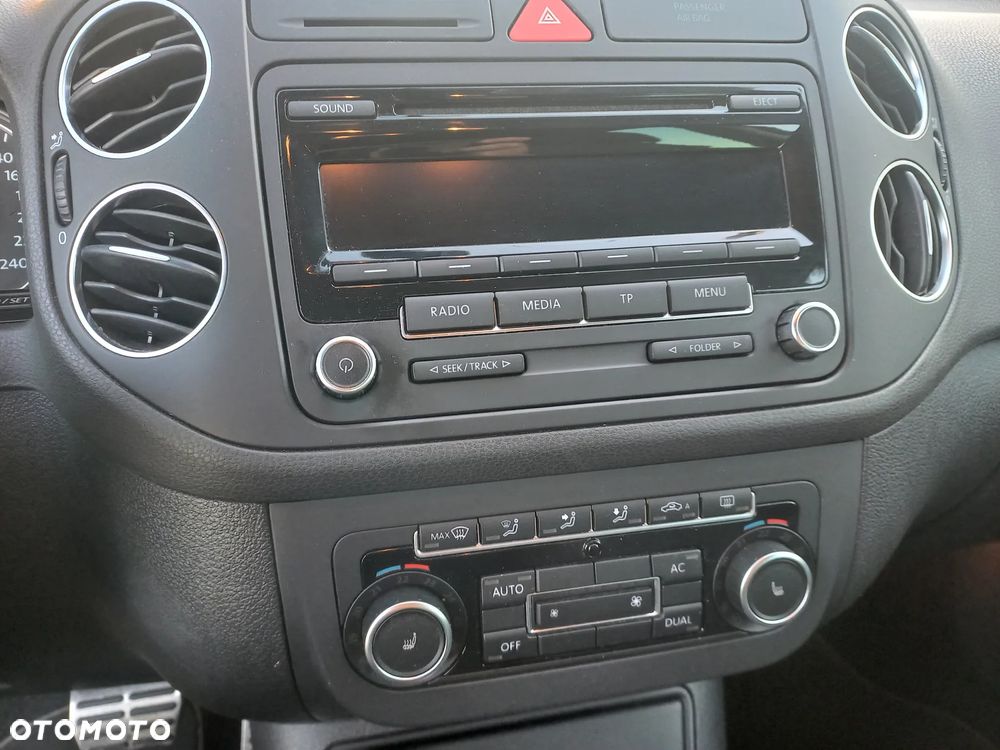 Volkswagen Golf Plus 1.6 TDI DPF BlueMotion Technology DSG Comfortline - 13