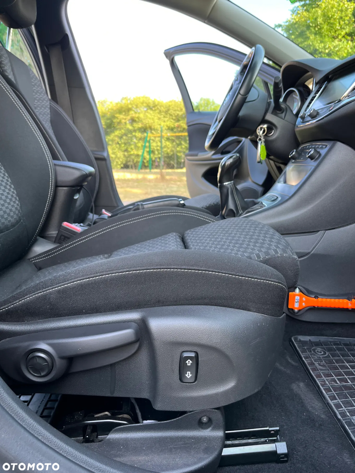 Opel Astra IV 1.6 CDTI Sport - 18