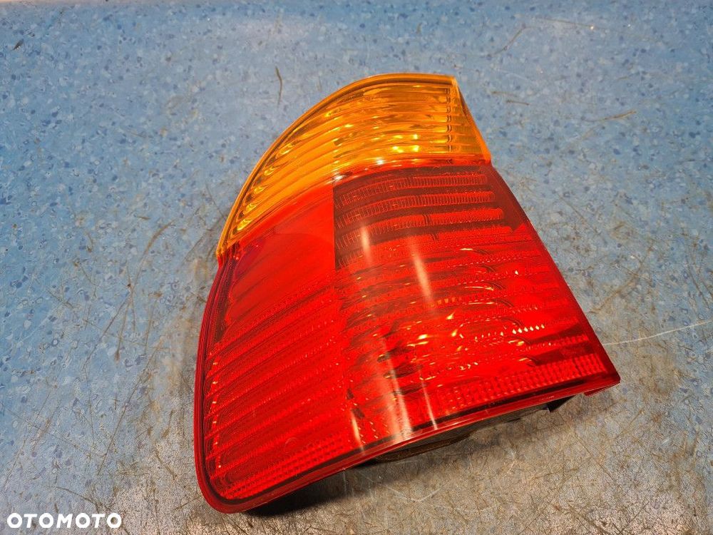 BMW 5 E39 LAMPA TYŁ LEWA ZEWNĘTRZNA - 2