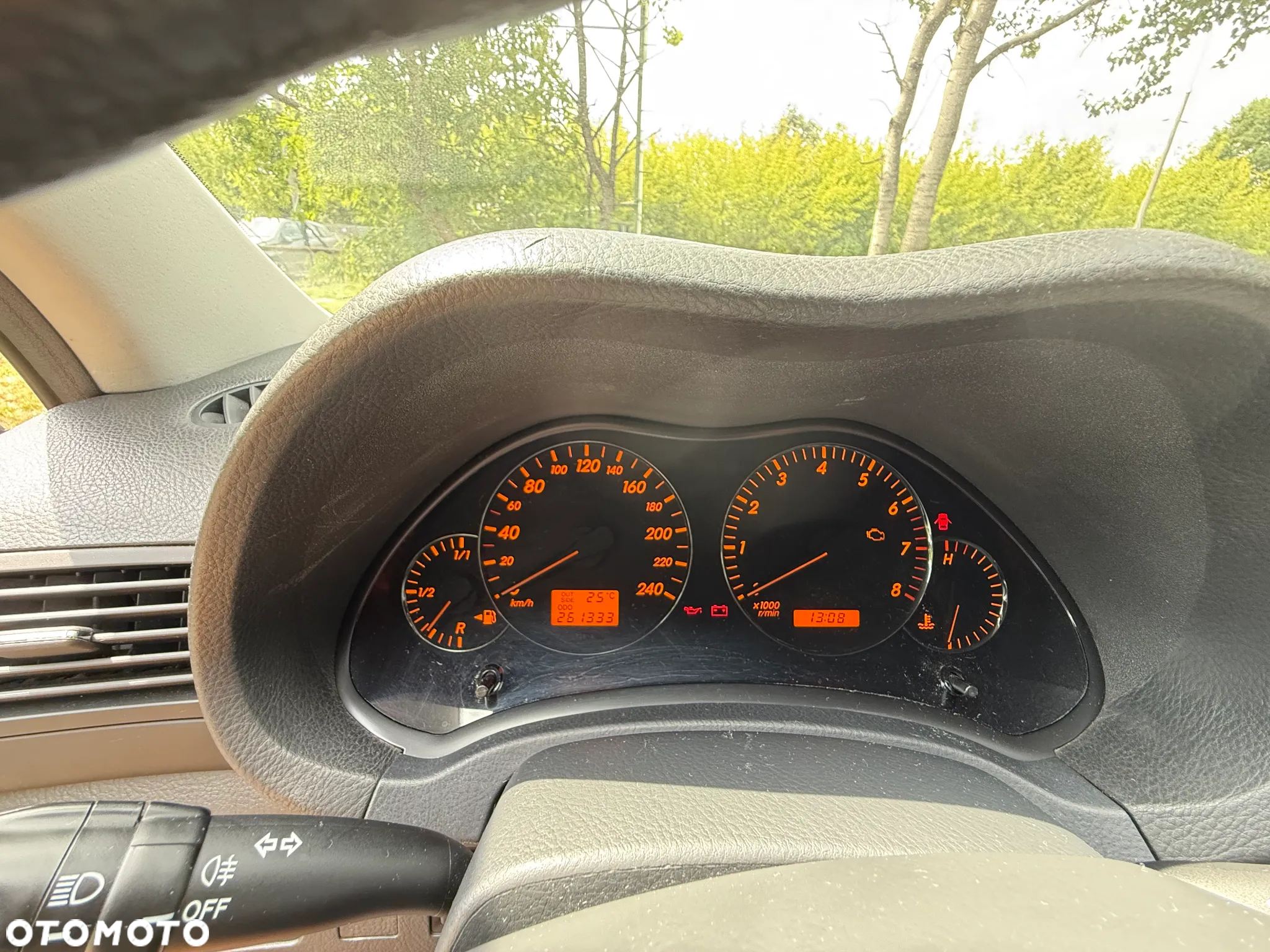 Toyota Avensis - 2