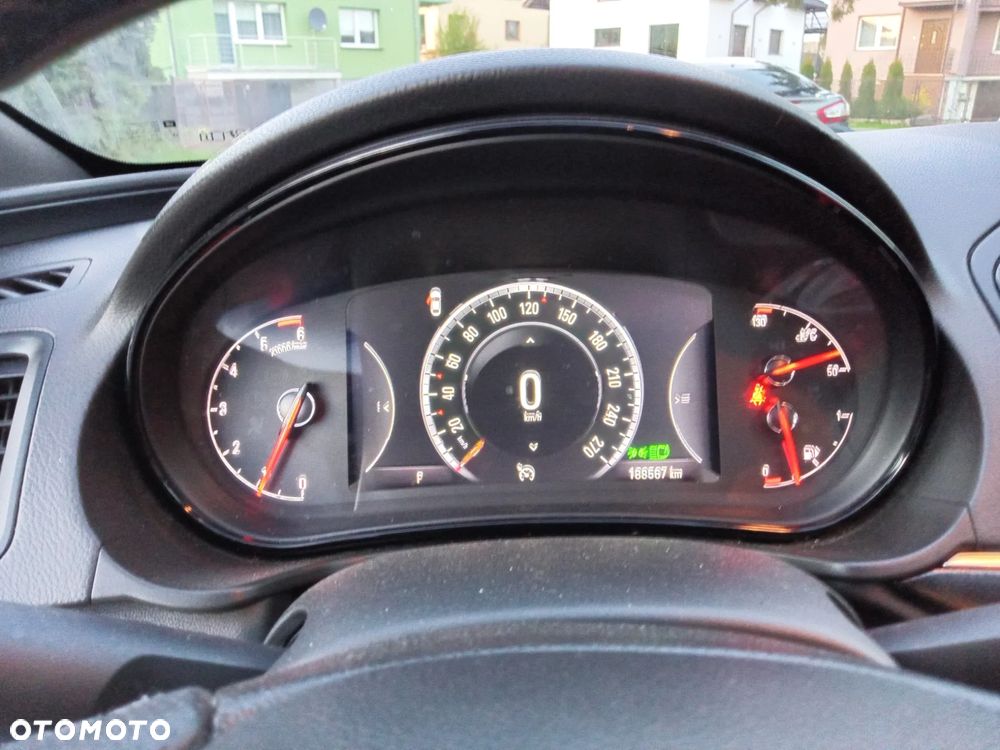 Opel Insignia - 33
