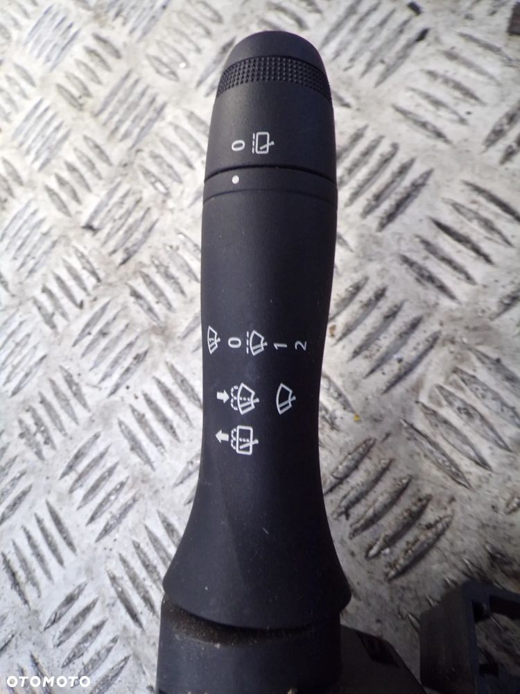 PRZEŁĄCZNIK ZESPOLONY KOMBAJN DACIA DUSTER II 255678207R - 2