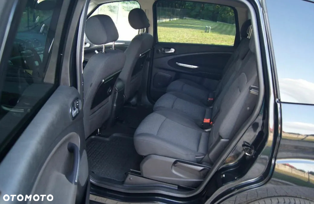 Ford S-Max 2.0 TDCi DPF Titanium - 11