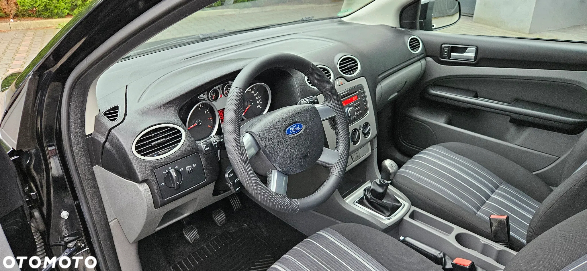 Ford Focus Turnier 1.6 16V Black Magic - 17