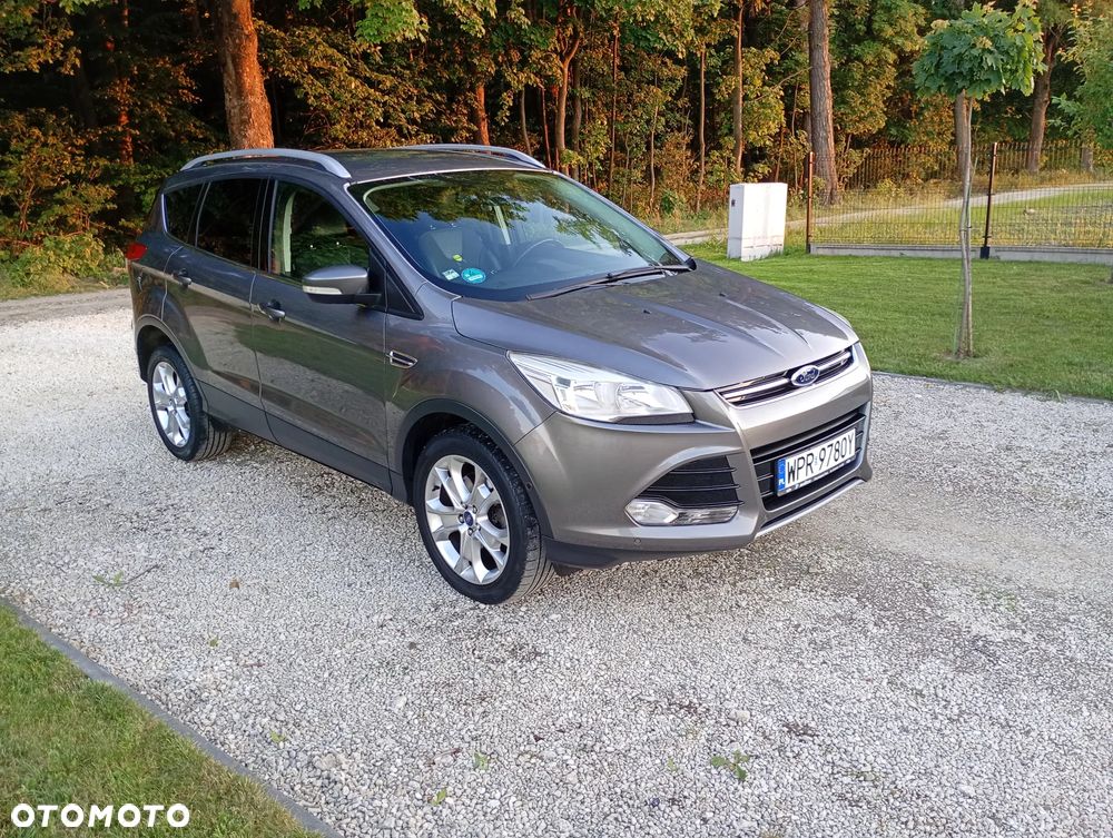 Ford Kuga 2.0 TDCi 4x4 Titanium - 4