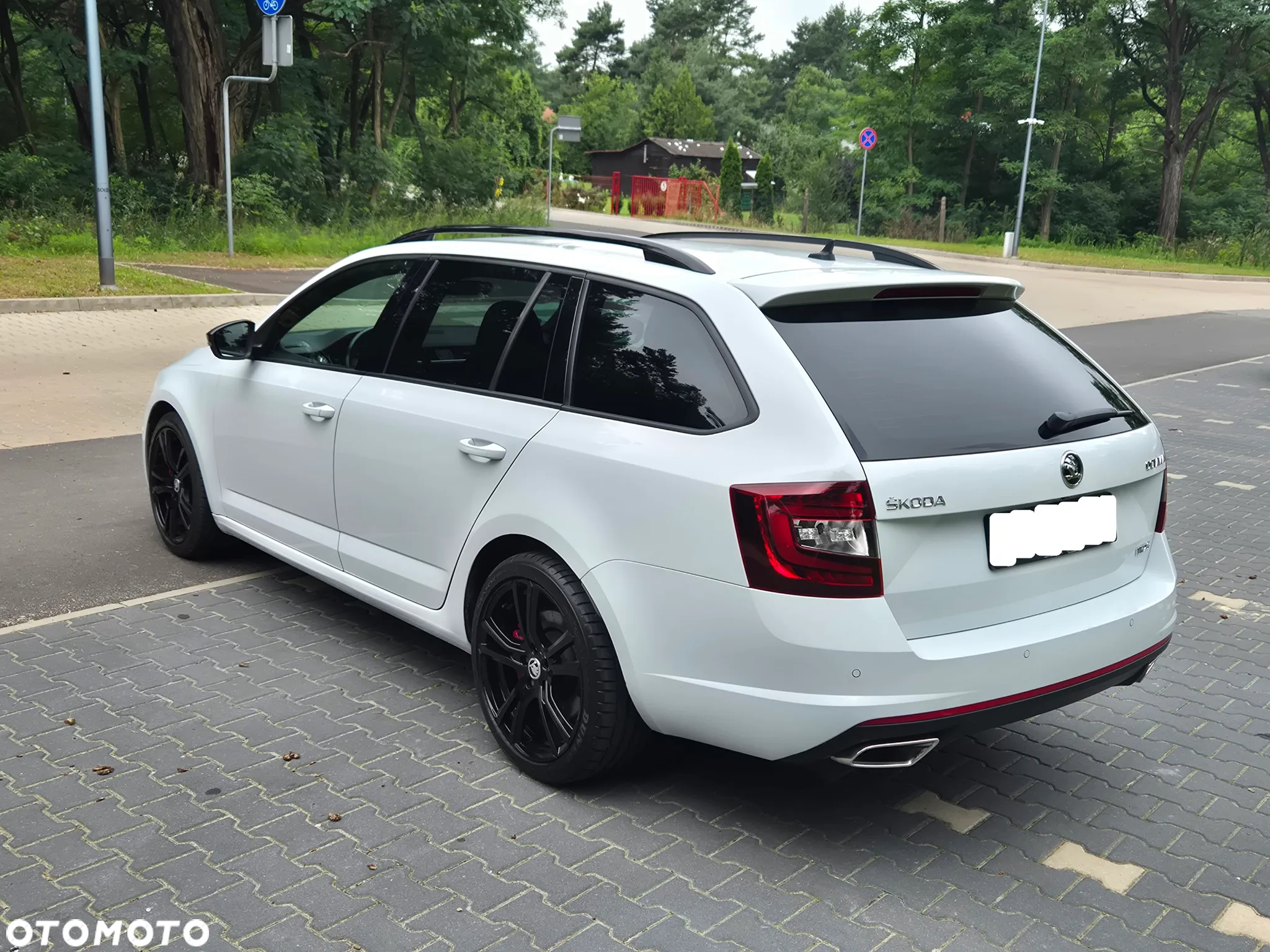Skoda Octavia 2.0 TSI RS 245 - 15