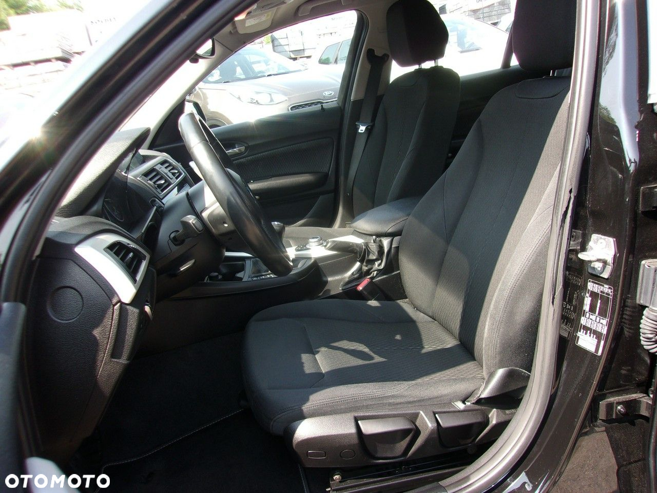 BMW Seria 1 - 14