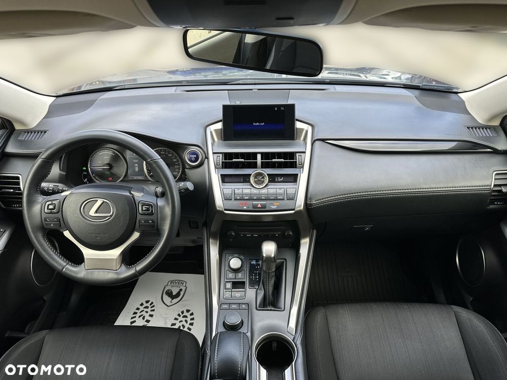 Lexus NX 300h Elite AWD - 3