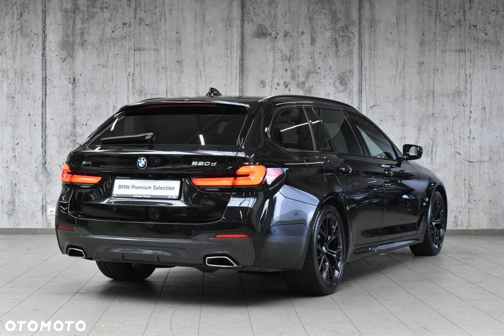 BMW Seria 5 520d xDrive MHEV M Sport sport - 4